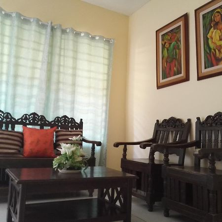Happy To Mingle Airport Hostel Manila Paranaque City Экстерьер фото