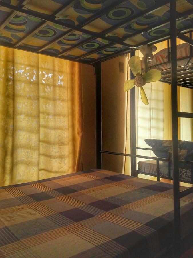 Happy To Mingle Airport Hostel Manila Paranaque City Экстерьер фото